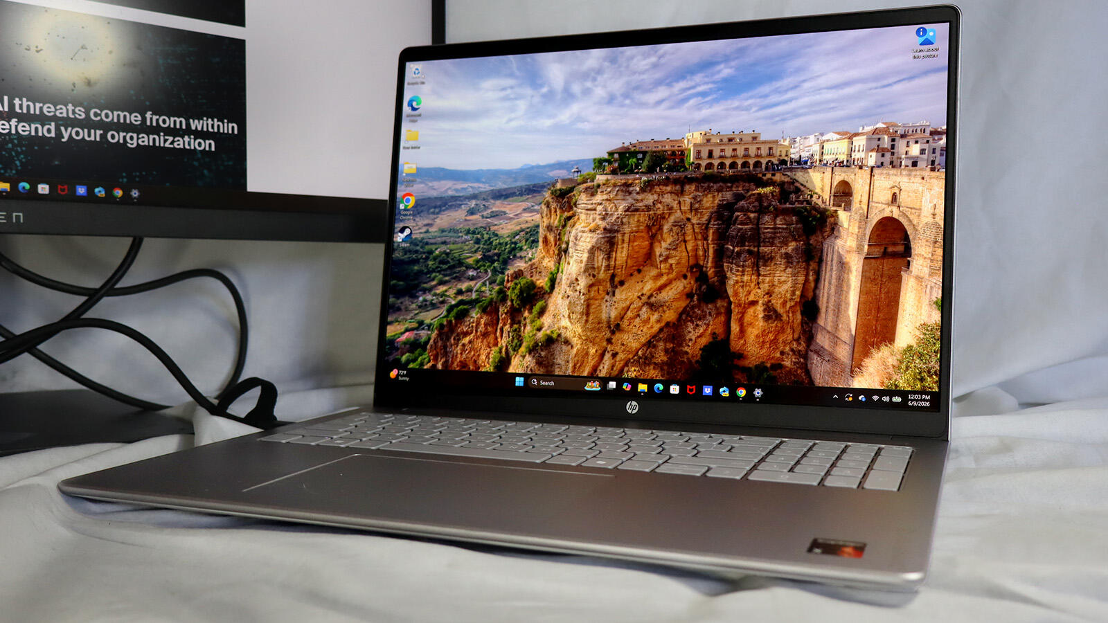 Finally, a Windows laptop I'd seriously consider as a MacBook Neo competitor