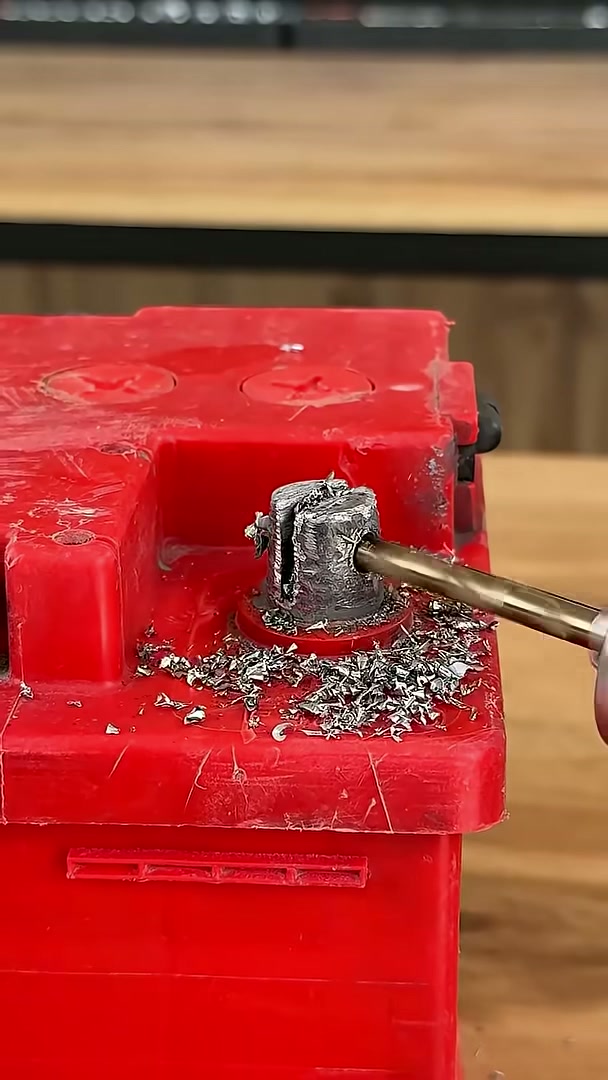 Battery terminal connection secure #easy #battery #connection #trick