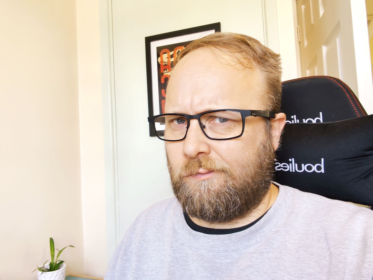 I'm testing AI glasses and I can't stop feeling like a creep