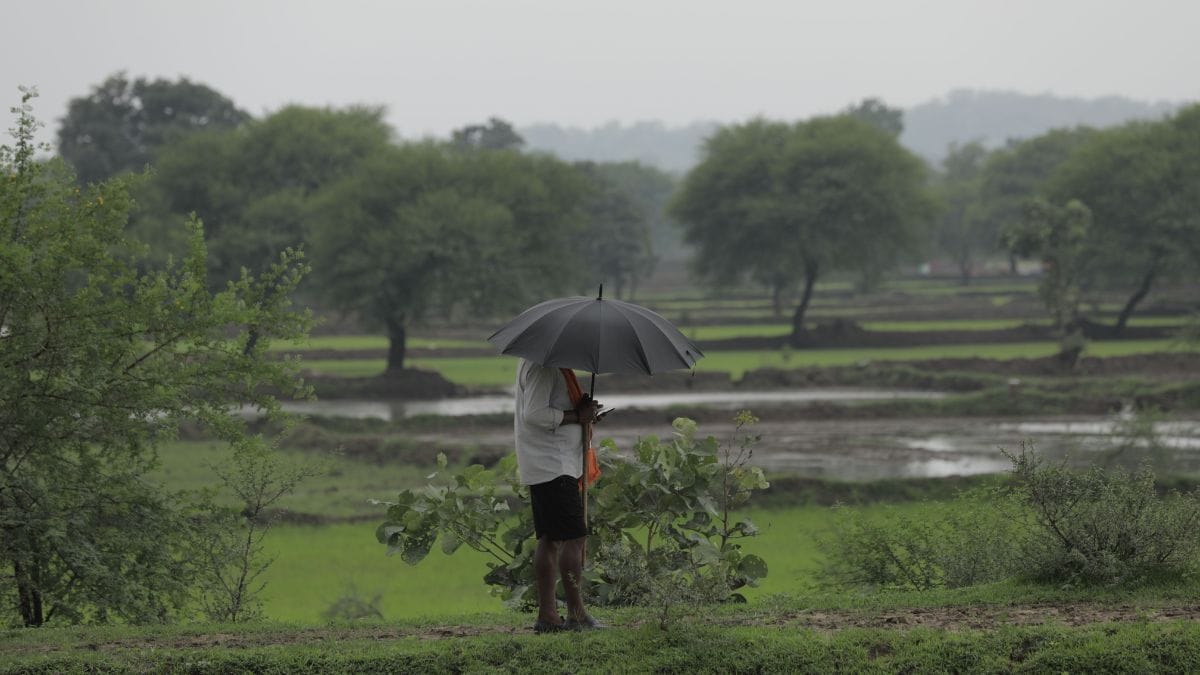200 Indian districts declared in the 'red zone', a 38% monsoon deficit reported