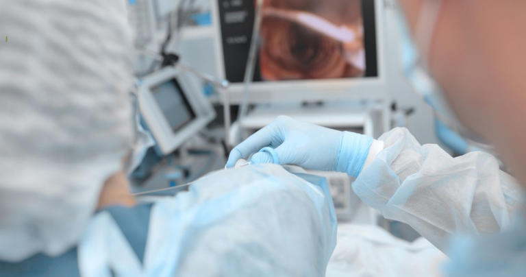 Cancer du poumon le CHU de Rouen mise sur cette innovation robotique — free download