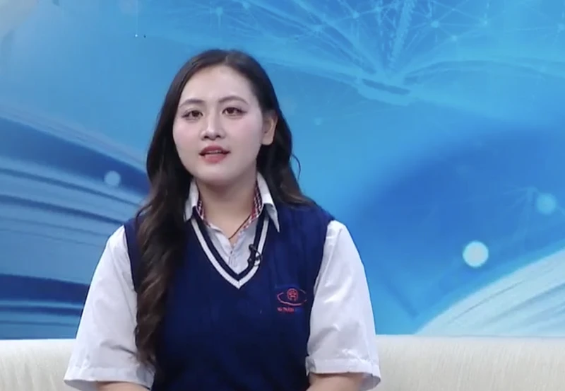 Từng suy sụp, tự ti vì thi trượt lớp 10, Trúc Linh đã tự tin chia sẻ về hành trình vượt qua khủng hoảng của mình. (Ảnh