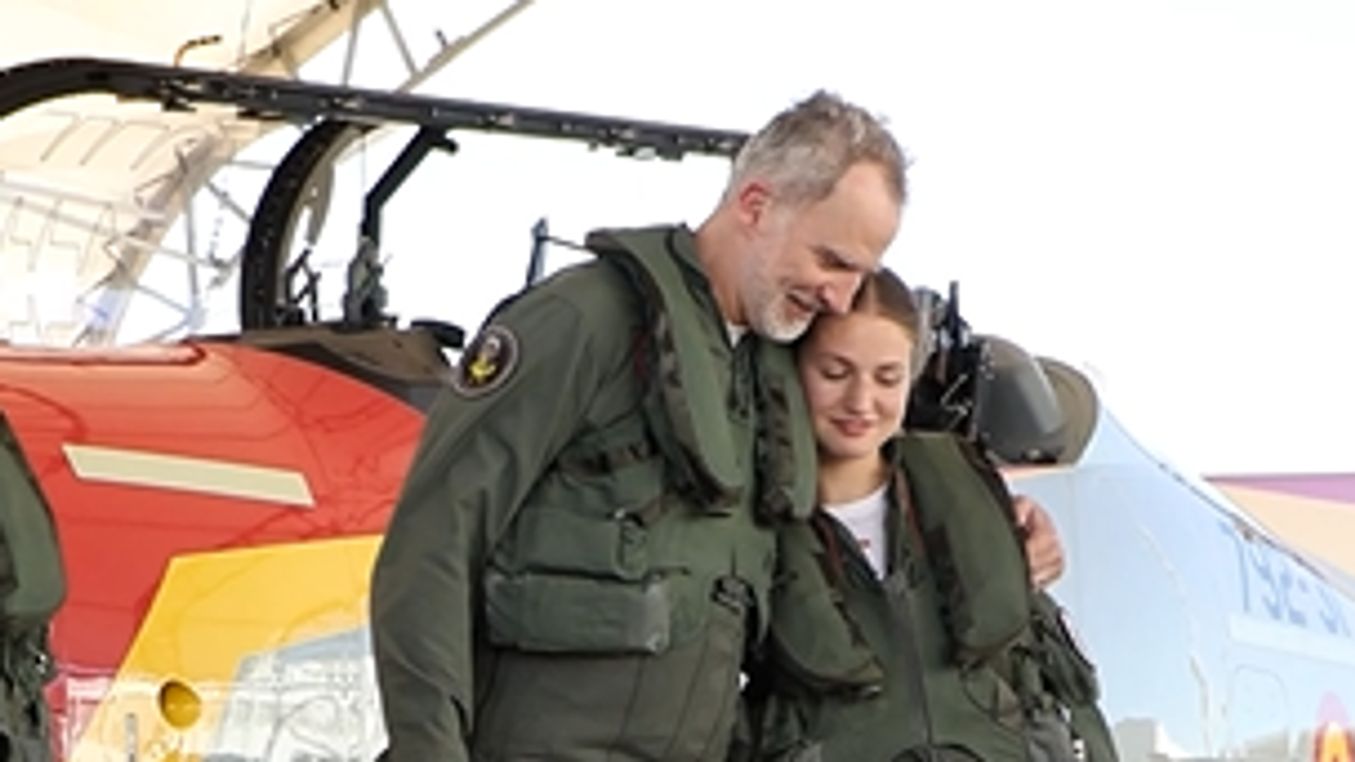 Nuestro experto analiza las imágenes del rey Felipe VI y Leonor ...
