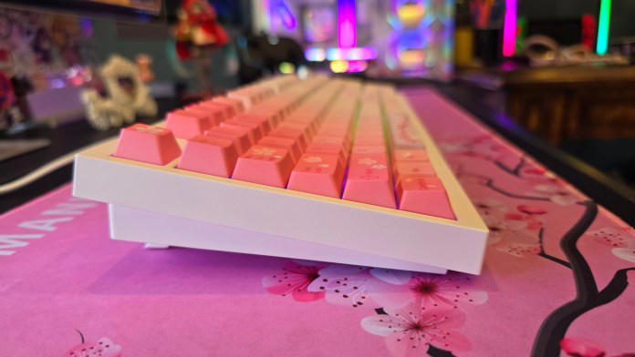 Review: Epomaker QK108, a full-size mechanical keyboard built for ...