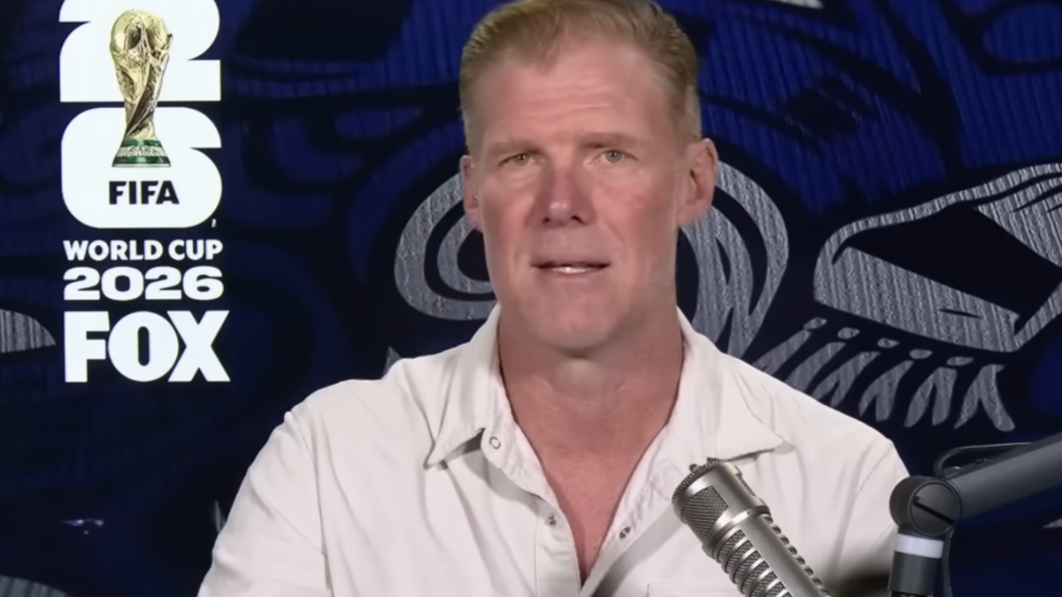 Alexi Lalas accused of being 'unwatchable' during FIFA World Cup