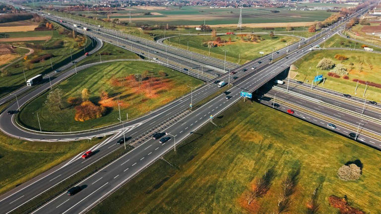 Delhi-Jewar connectivity gets a major push: NHAI plans 31-km elevated ...