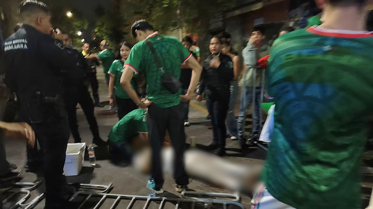 Pelea por una mujer deja a un hombre herido por arma blanca durante ...