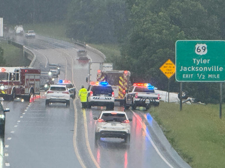 Traffic alert: Traffic slowed after rollover crash on Toll 49 in Smith ...