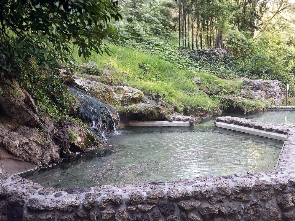 12-national-park-vacations-with-hot-springs-and-mountain-views