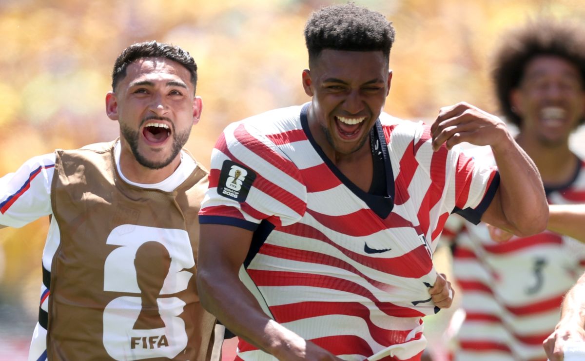 Alex Freeman leads USMNT to 2-0 win over Australia, securing a spot in ...