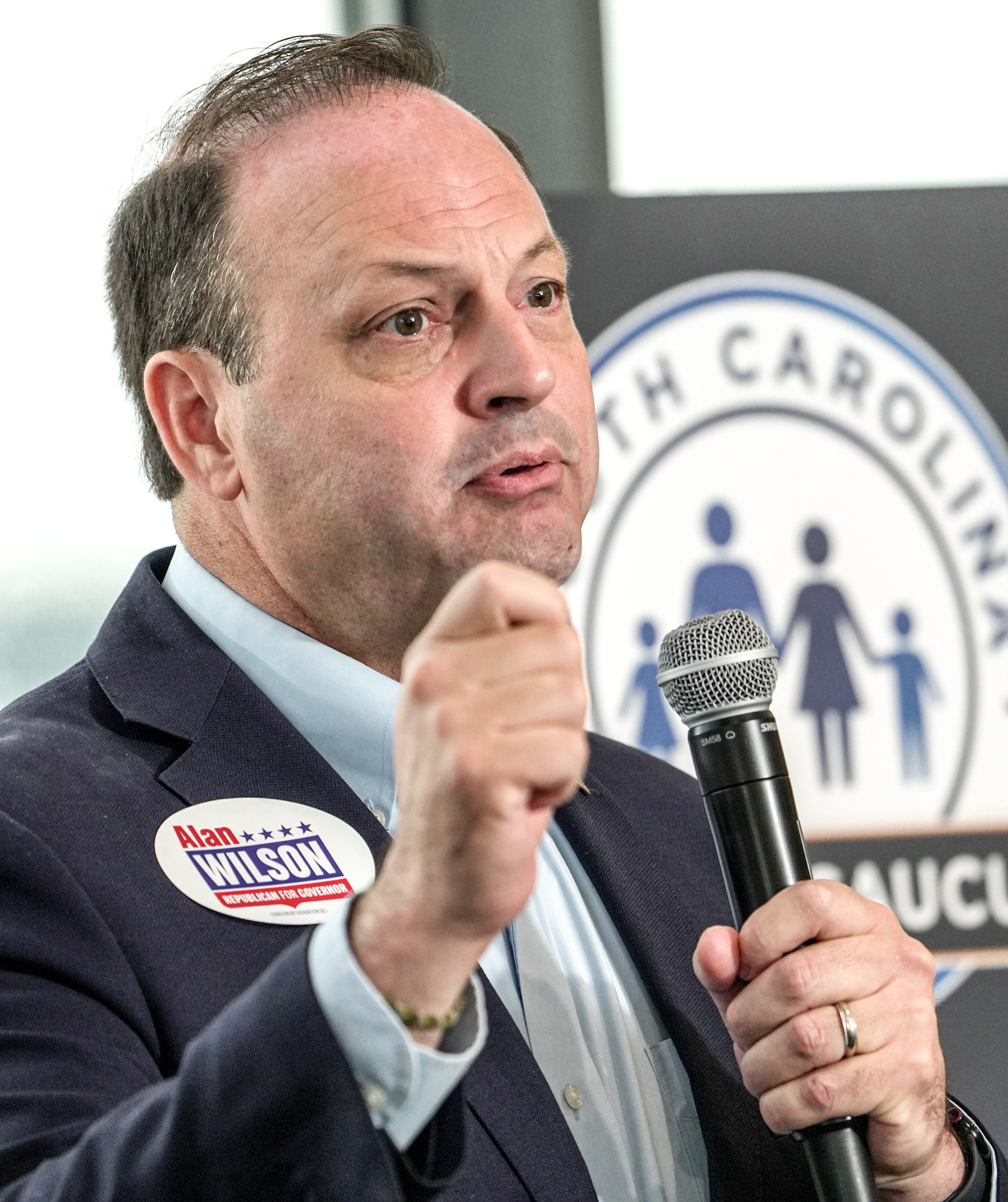 Alan Wilson wins GOP governor runoff; faces Jermaine Johnson Nov. 3