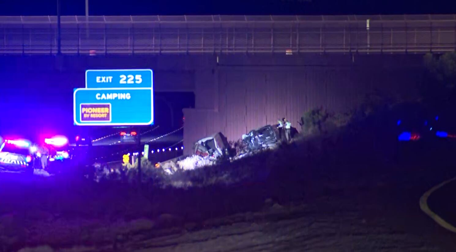 Driver dead after crashing into freeway overpass wall near Anthem