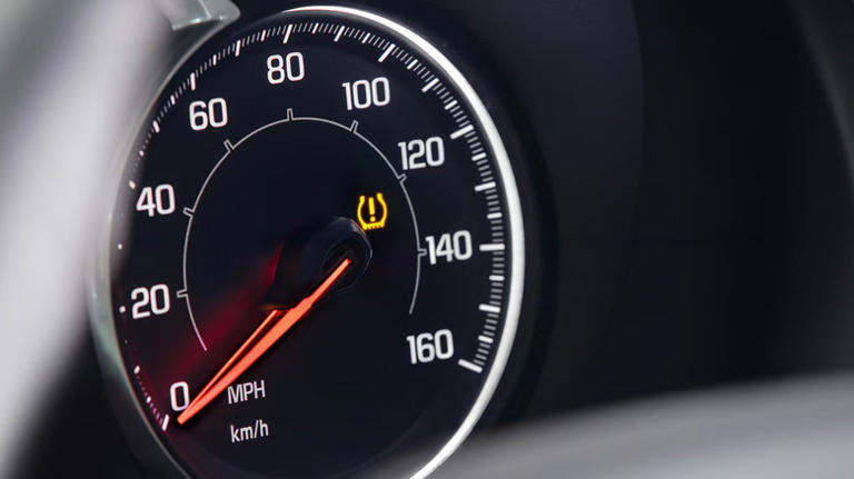 Photo inspiration: Visual Reference: Tpms Light Vs Tire Pressure Light What S The Difference