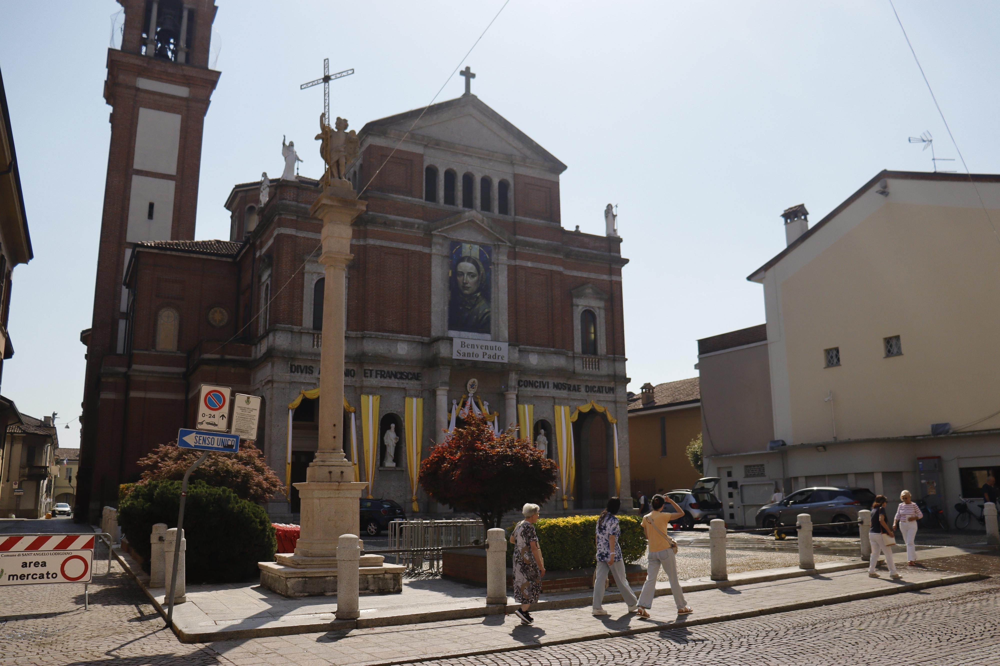 Papa Leone, Sant’Angelo Lodigiano pronta per la festa: 