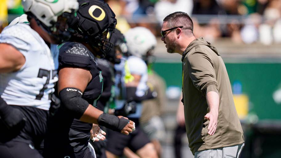 Oregon continues recruiting surge as Dan Lanning secures in-state ...