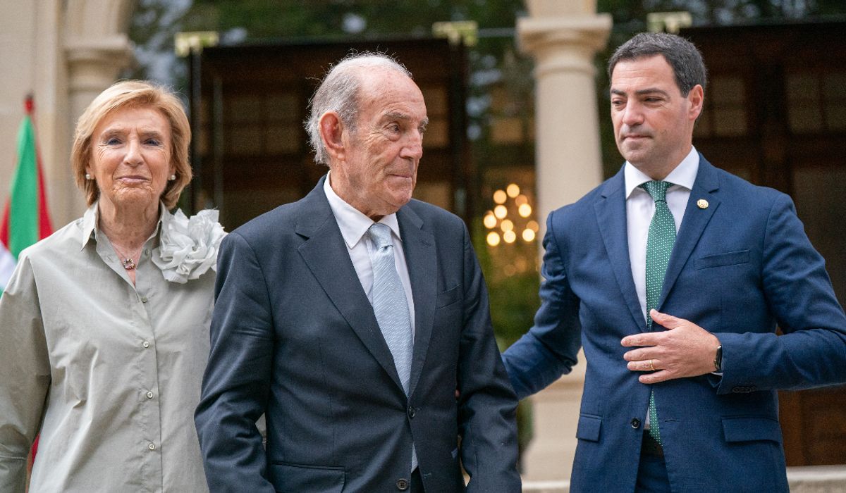 El lehendakari abre una brecha con Aitor Esteban para que el PNV fuerce ...