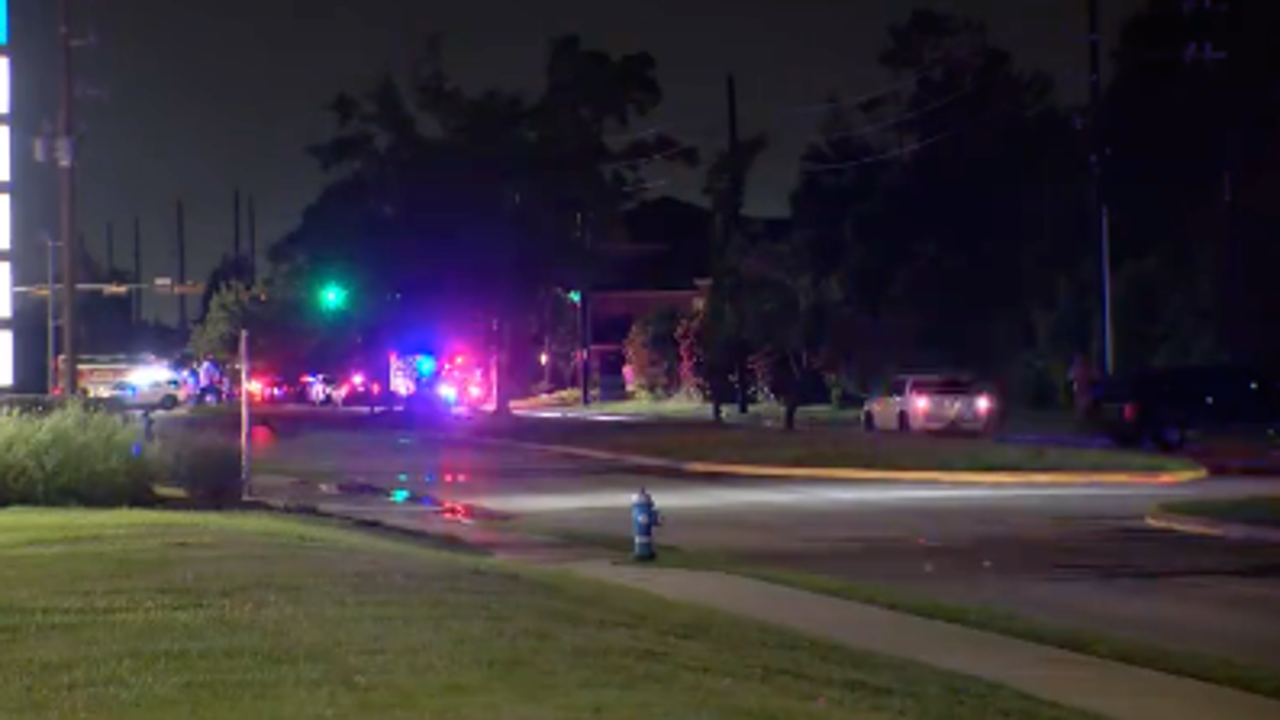 Harris County Precinct 4 constable deputy shot by suspect in Humble ...