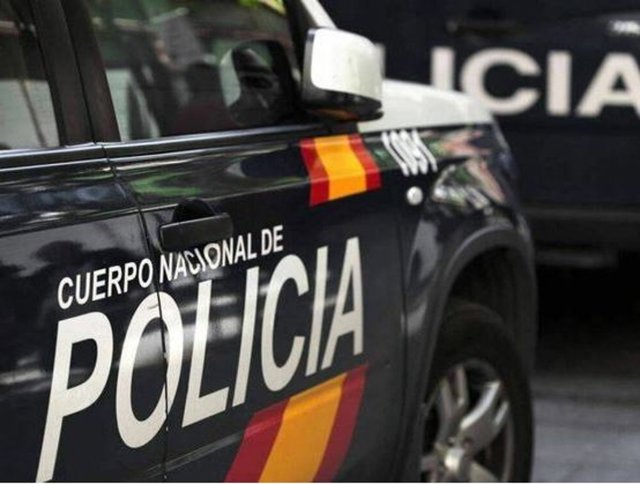 Dos heridos por arma blanca y un detenido tras una reyerta esta ...