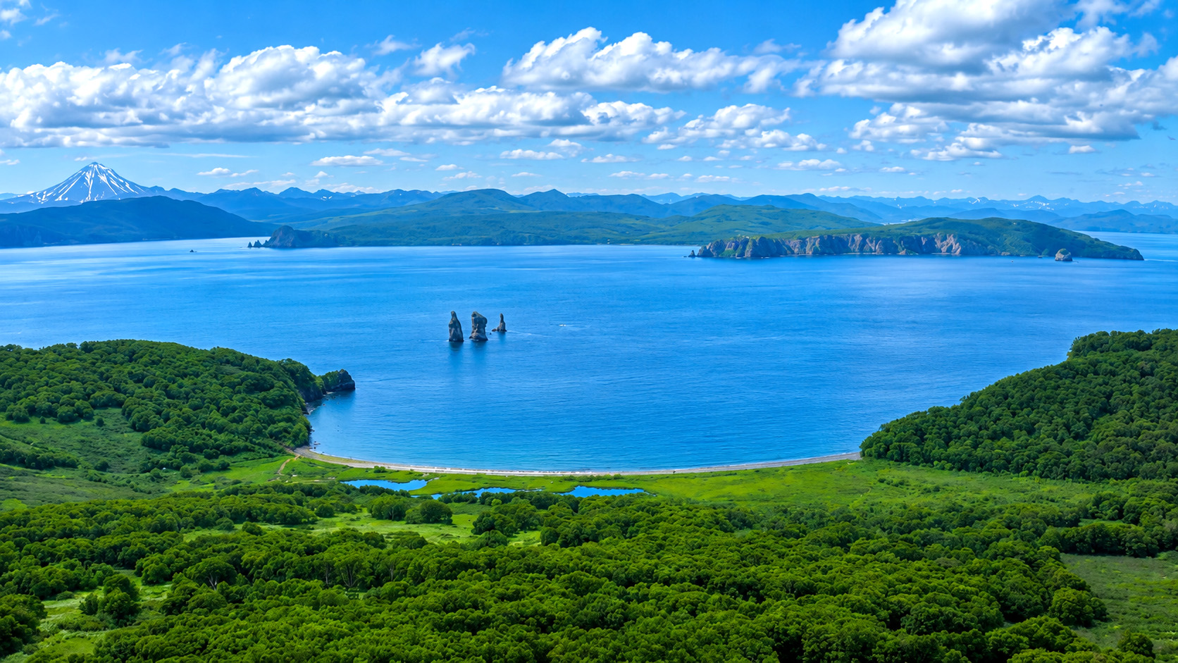 Avacha Bay hidden among Kamchatka’s volcanoes