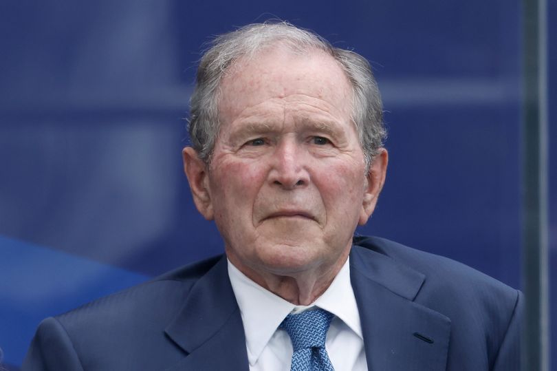 JD Vance 'genuinely angry' at George Bush as he lashes out at former ...