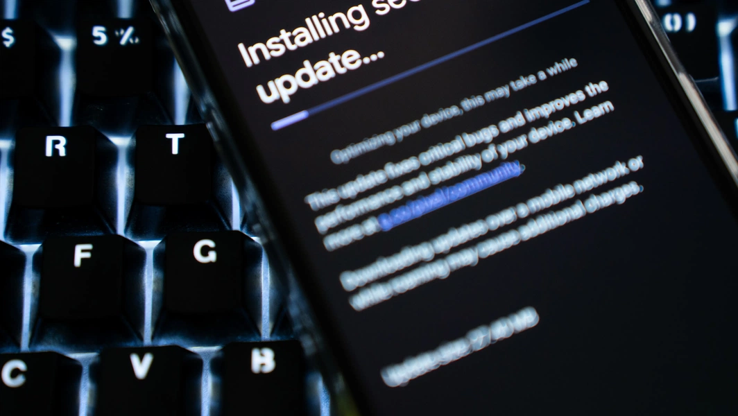 Managing background processes for faster, longer-lasting devices
