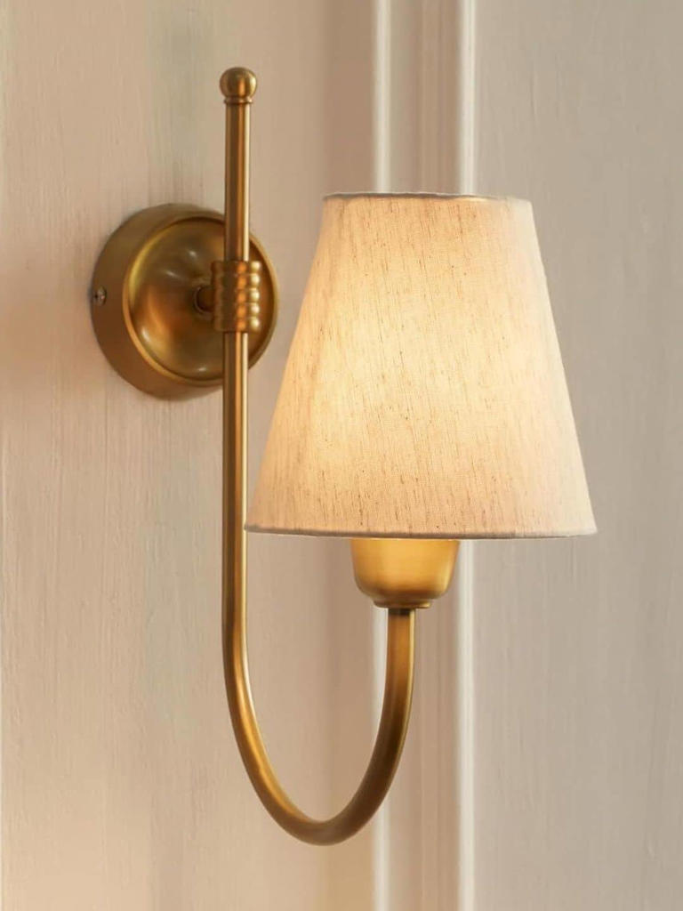 Light up your home: Wall lamps to add elegance