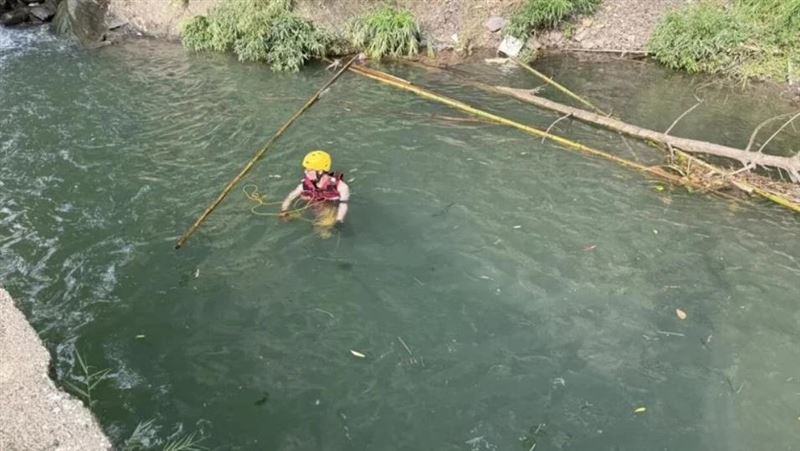 桃園復興驚傳溺水事件! 20歲男跳水「沒浮起」...警消尋獲OHCA送醫搶救