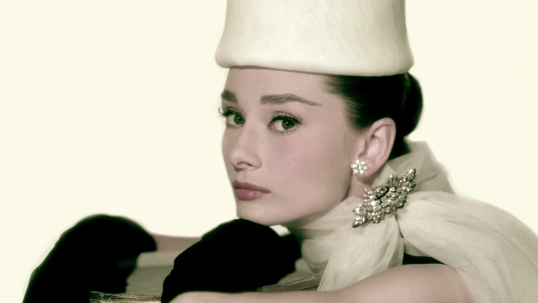 audrey-hepburn-a-life-of-elegance-and-compassion