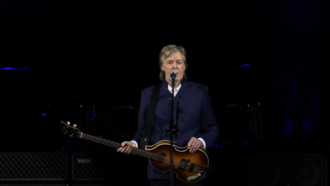 15 rock icons still making music history