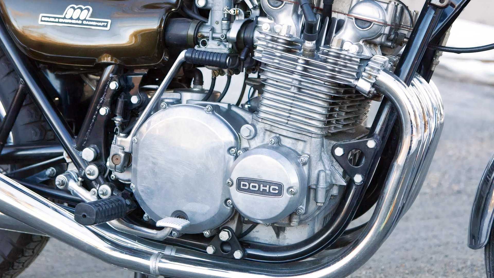 The DOHC inline-four engine of a 1974 Kawasaki Z1 900