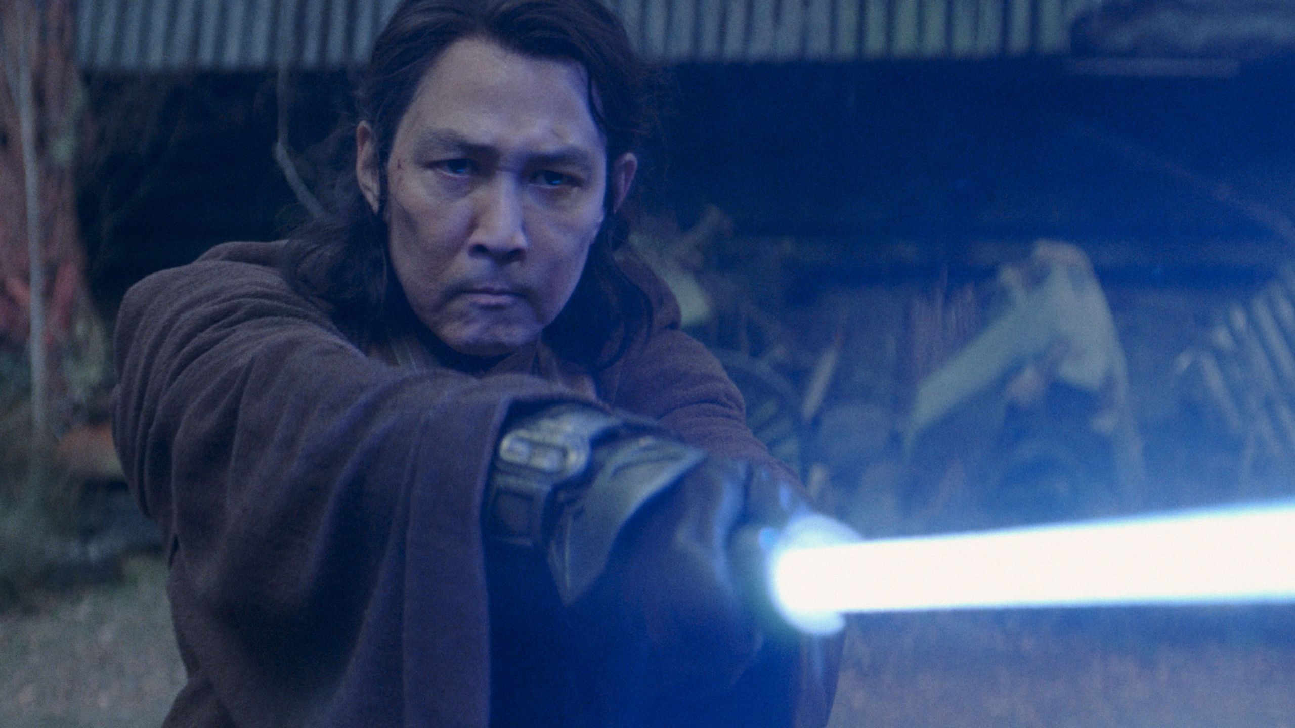 Fans didn't like it, but Star Wars' lightsaber retcon was one of the ...