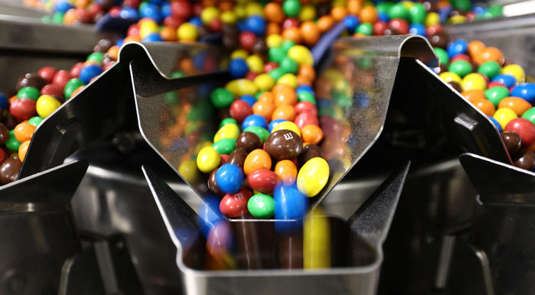 You're messing with an 85-year-old icon: M&M's maker is spending ...