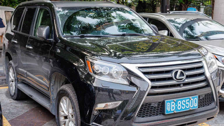 5 large SUVs rated the most dependable for the long haul