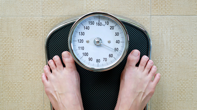 Can’t stop checking your weight? Psychology says it’s not paranoia ...