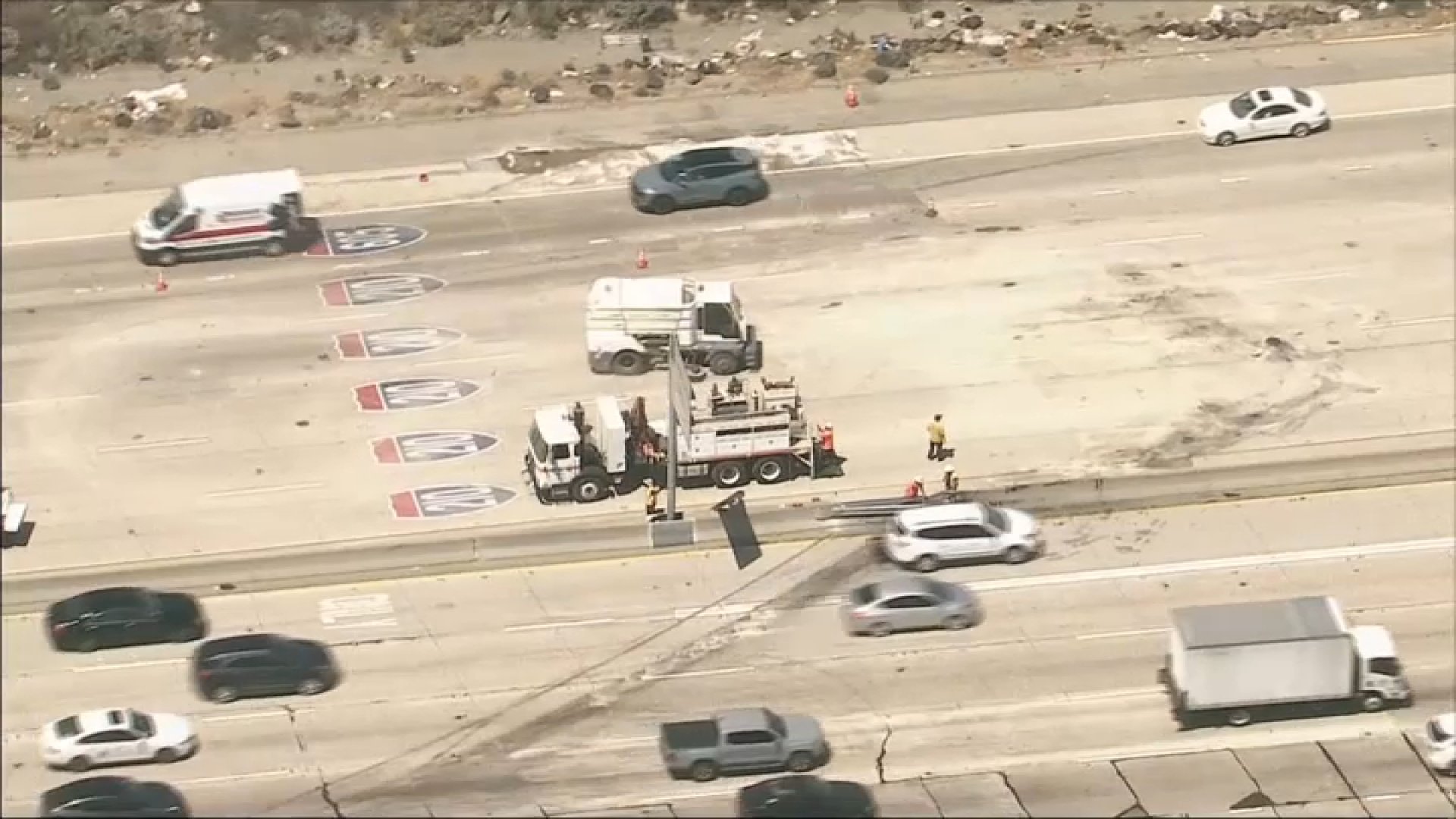 Woman killed, 32 people injured in 210 Freeway crash in Irwindale ...