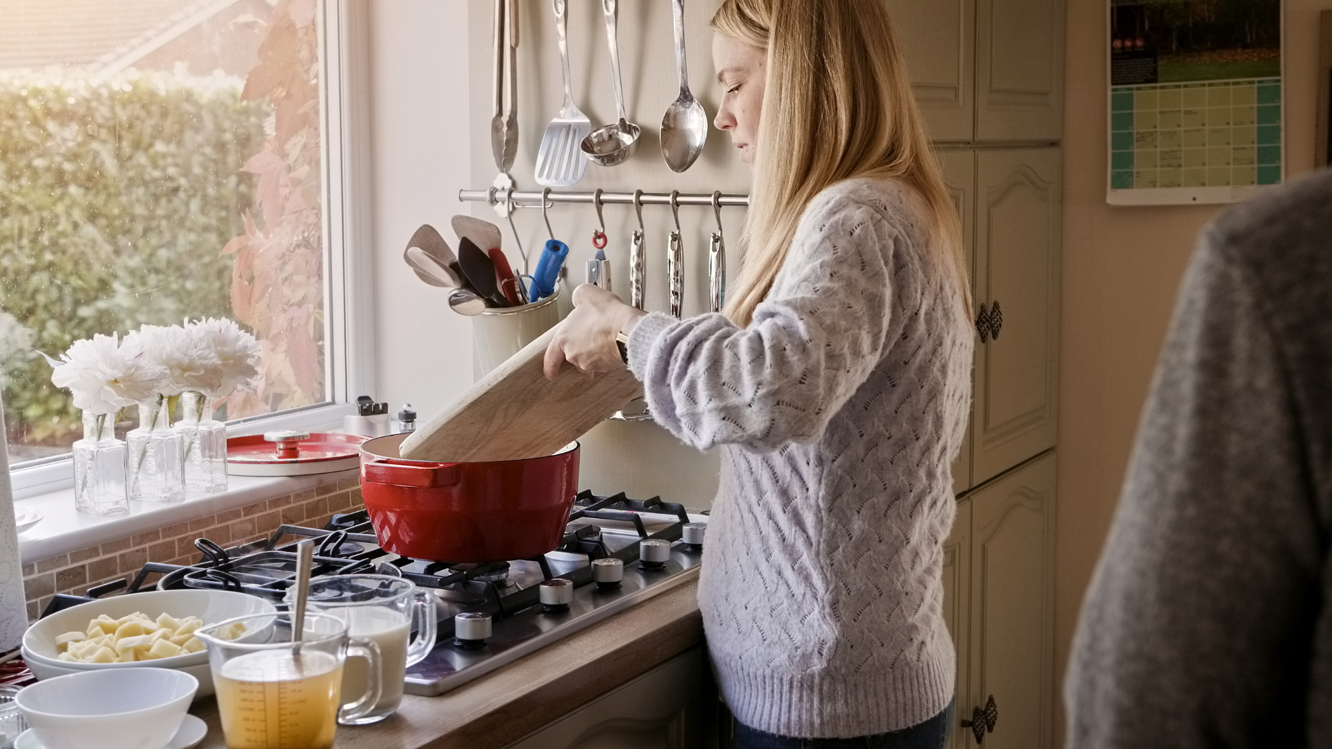 19-year-old 'tradwife' faces social media backlash over lifestyle posts