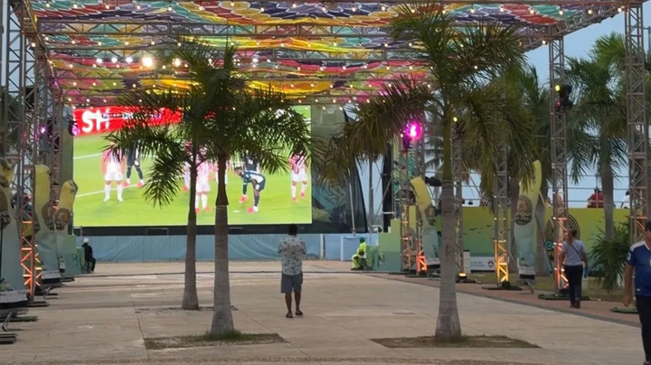 Sự kiện World Cup tổ chức cạnh đầm lầy cá sấu, CĐV sợ không dám đến