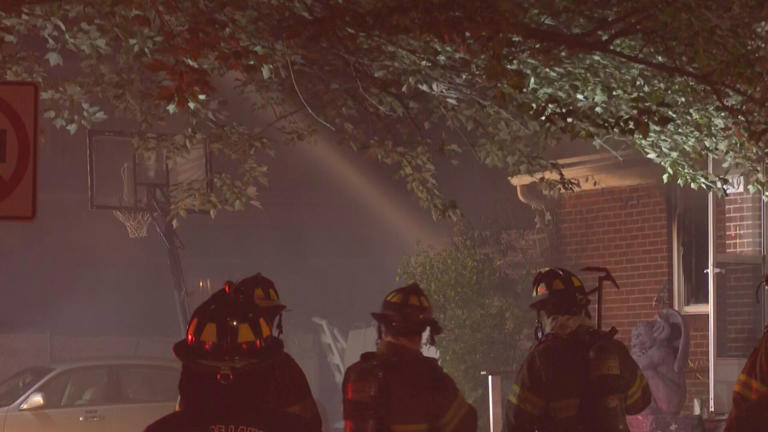 Crews respond to house fire in Lansing early Friday