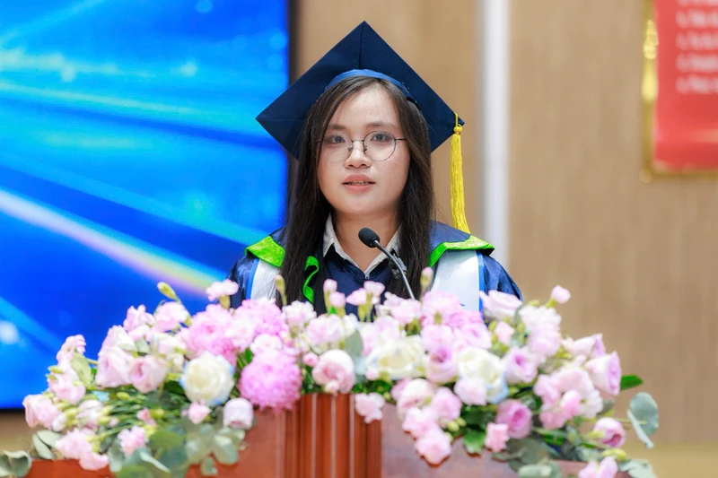 Chưa nhận bằng tốt nghiệp, nữ sinh Việt đã đầu quân cho ông lớn chip bán dẫn Mỹ