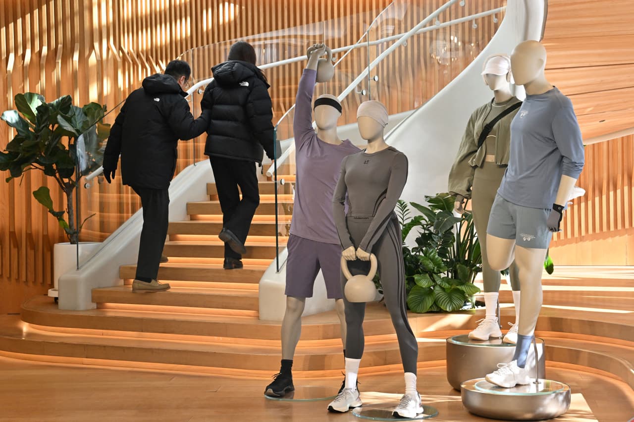 Lululemon went from darling stock to disaster. How to fix it.