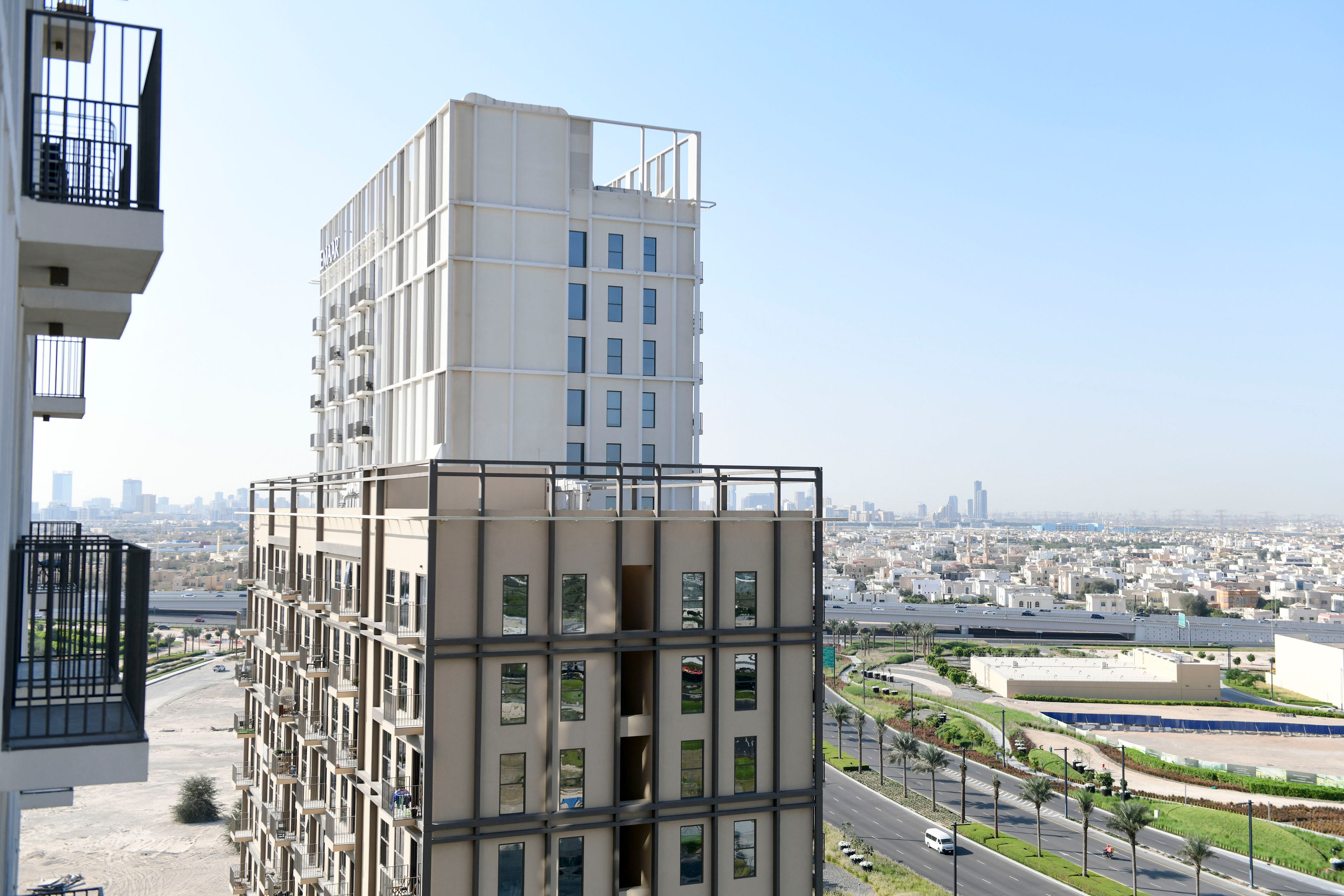 Dubai Rental Market Slumps as Surplus Boosts Tenant Leverage