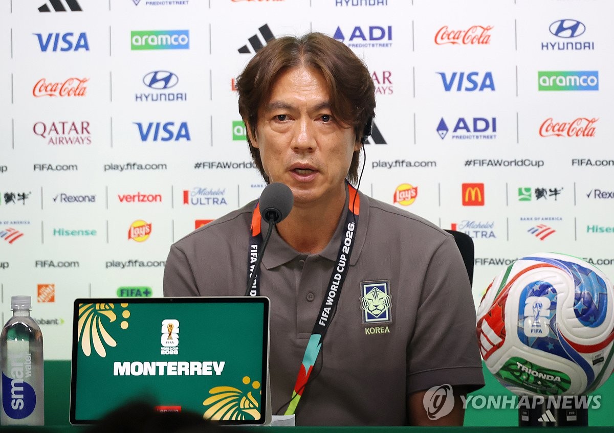 한국 축구 대표팀 월드컵 졸전에 해외 언론 혹평... 폭스스포츠 홍명보 감독 비판 보도