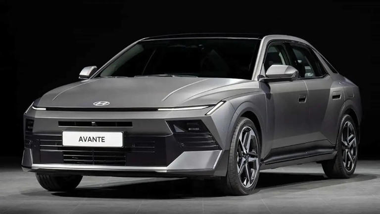 2027 Hyundai Elantra debuts with upgraded hybrid powertrain and new Gleo AI