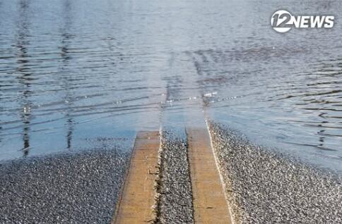 Flooding leads to multiple road closures in south-central Kansas ...