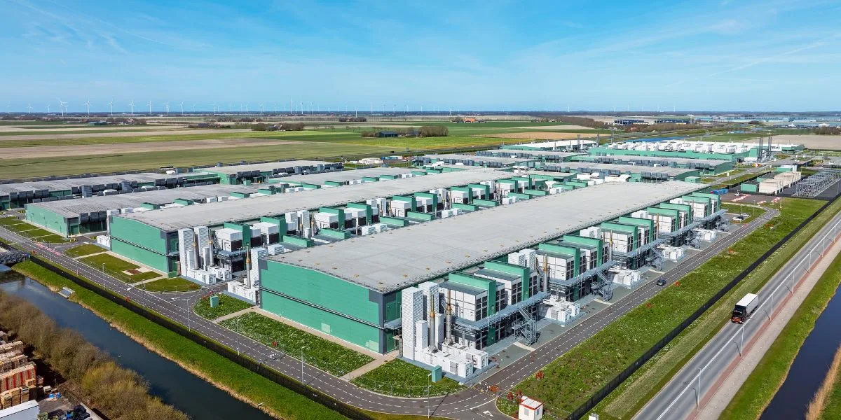 Wild Texas tornado narrowly misses Google's new data center