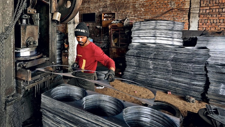 How extreme heat and floods are disrupting operations of manufacturing MSMEs