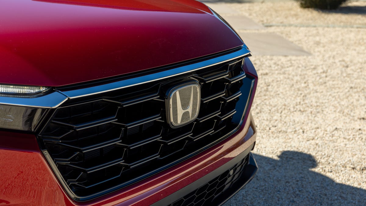 1) Honda CR-V Hybrid vs. Gas: Price