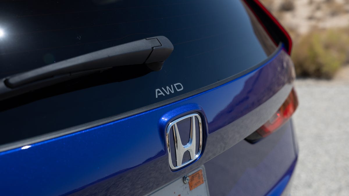6) Honda CR-V Hybrid vs. Gas: Fuel Economy and Range