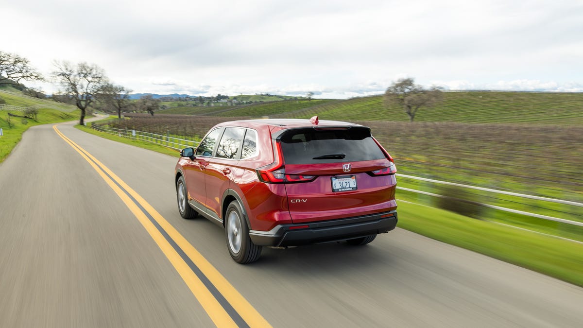 8) Honda CR-V Hybrid vs. Gas: Towing