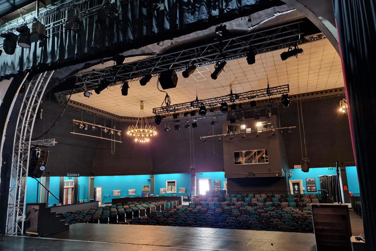 Worthing celebrates 100 years of iconic Pavilion Theatre and legacy ...